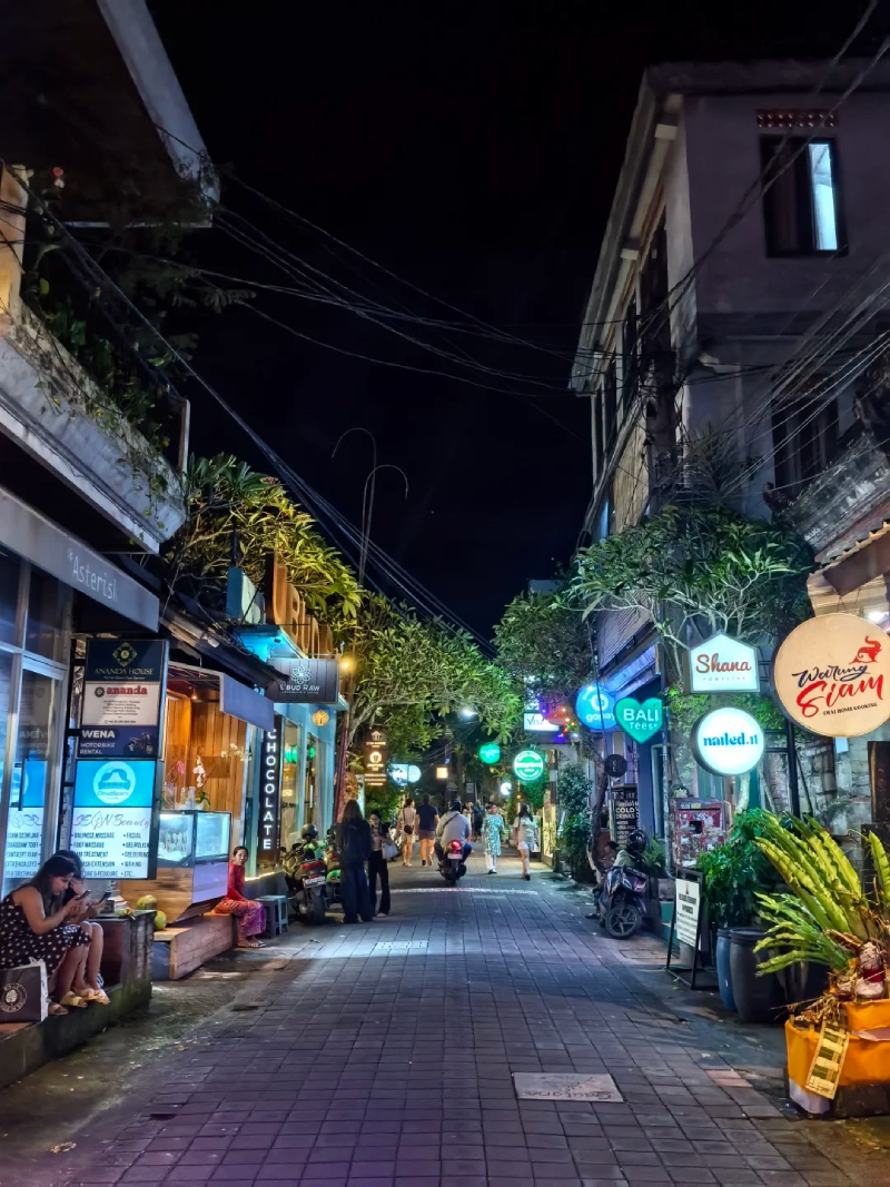 ảnh chill đường phố về đêm aesthetic