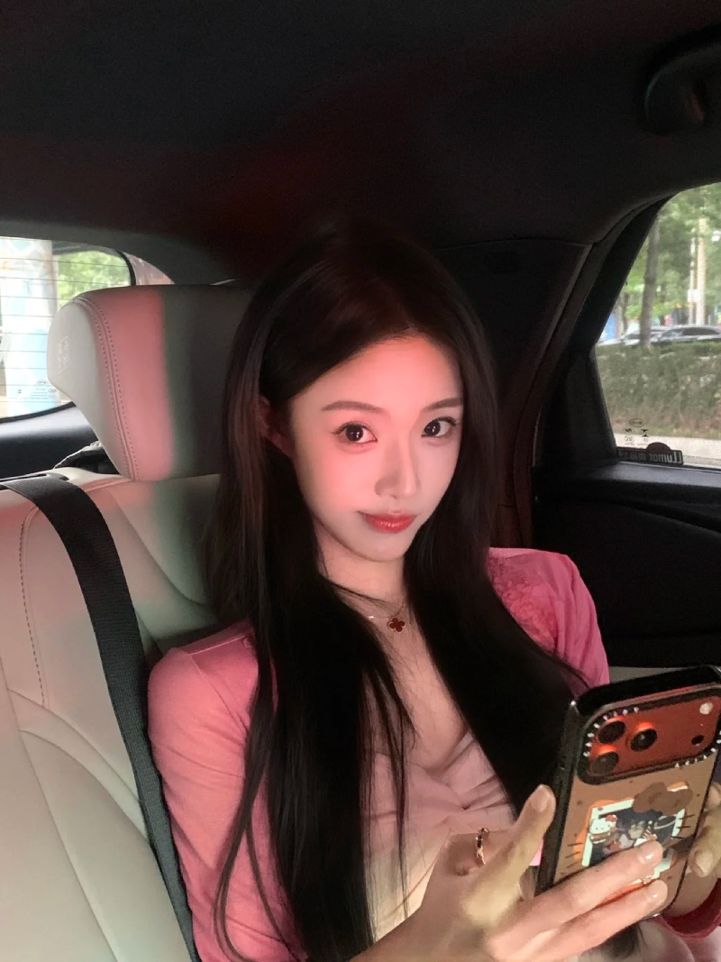 girl xinh với phong cách dễ thương