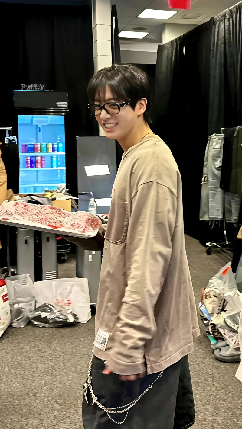 ảnh jungkook đời thường