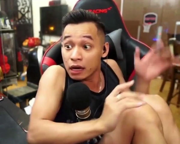 Khoảnh khắc mang cảm giác sợ hãi kiểu meme vui