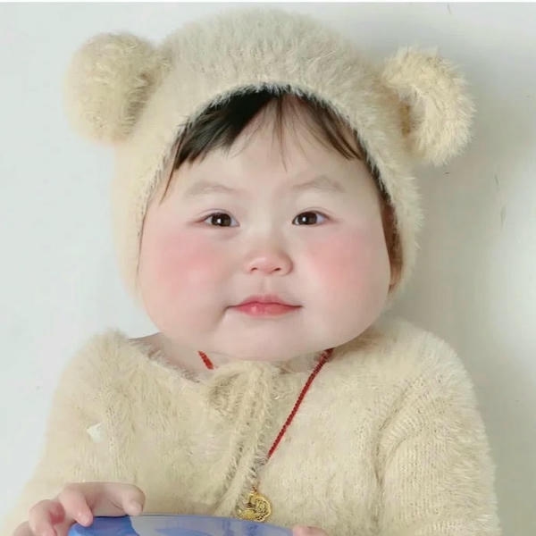 Meme cute sở hữu biểu cảm ngây ngô đầy thú vị