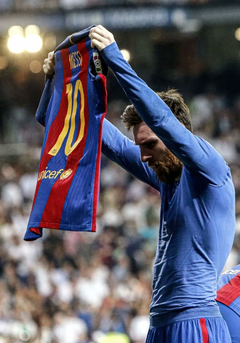 Messi với chiếc áo số 10 huyền thoại