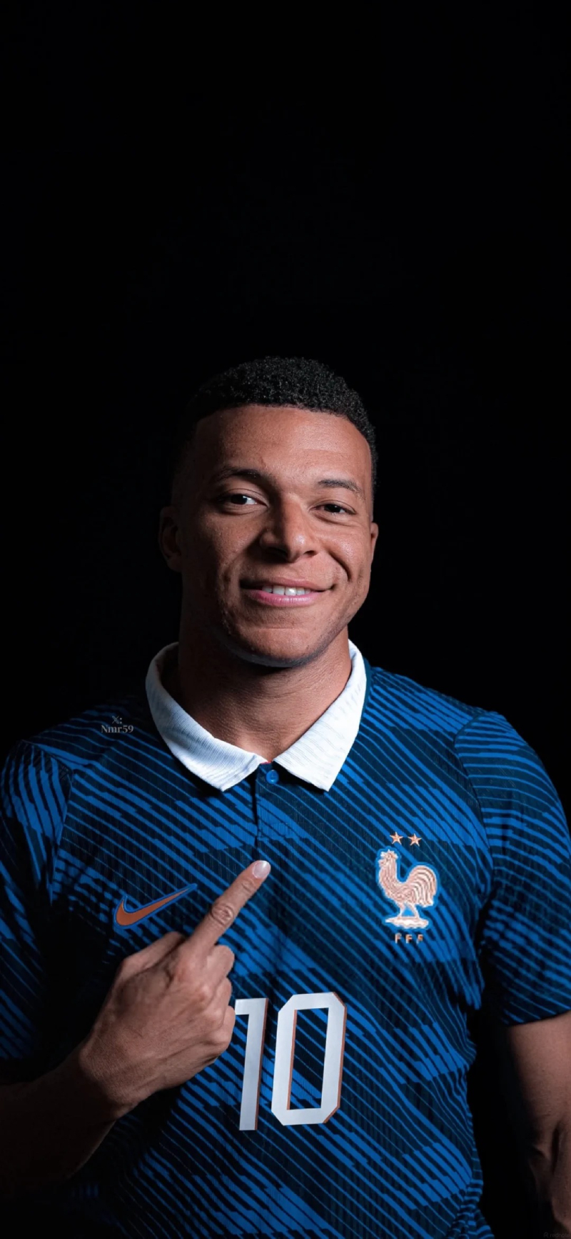 ảnh Kylian Mbappe trong màu áo đội tuyển Pháp (1)