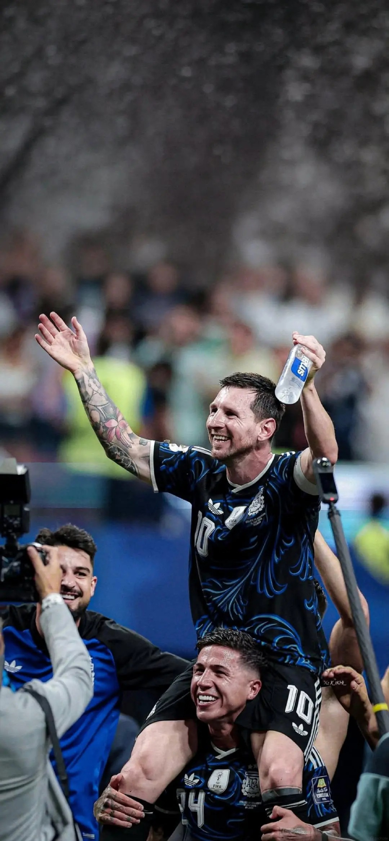 ảnh Messi huyền thoại bóng đá