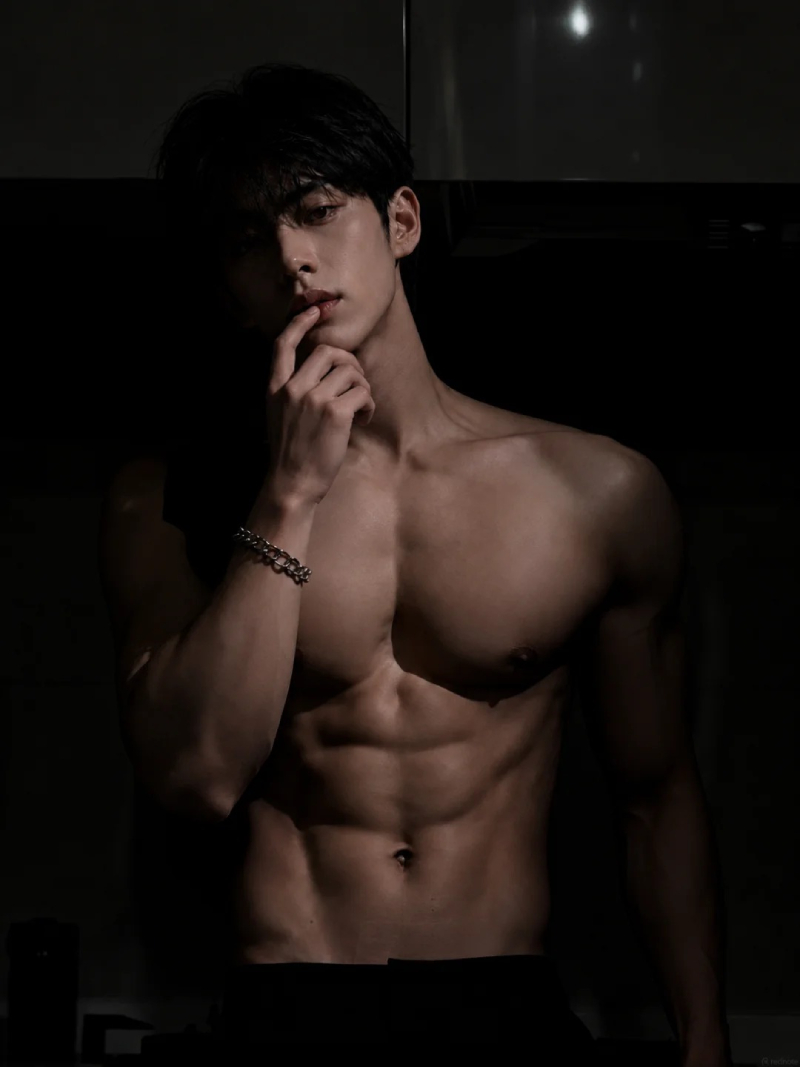 ảnh chàng trai phong cách gym trẻ trung