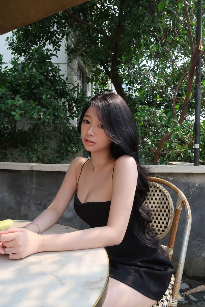 ảnh cô gái phong cách Hàn Quốc xinh xắn
