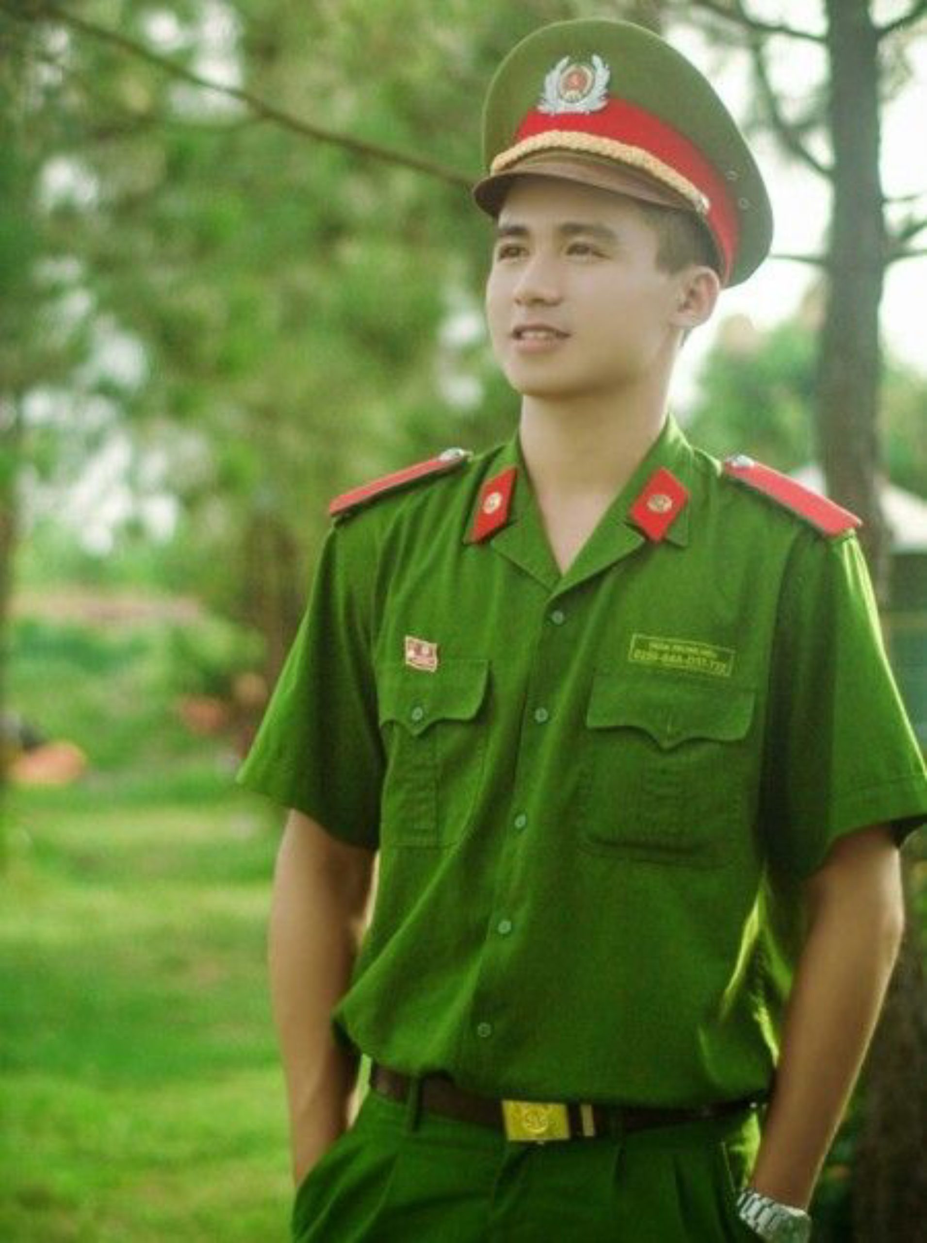 ảnh công an chụp chân dung