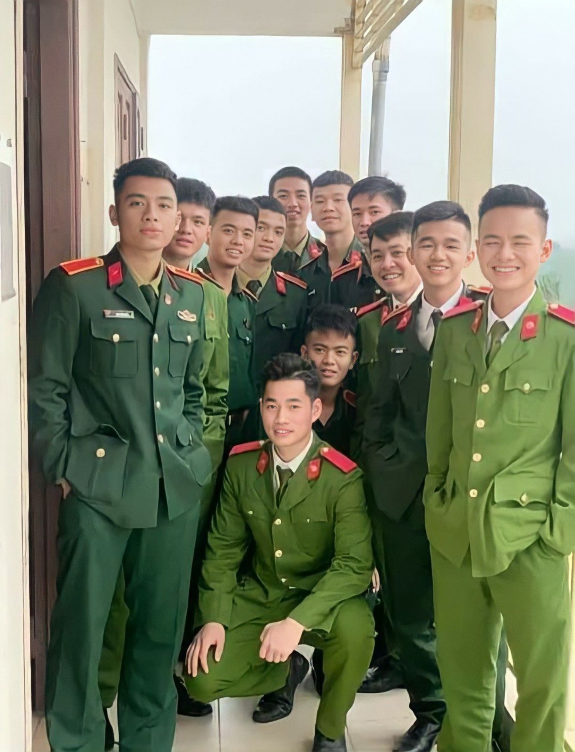 ảnh công an tại hiện trường làm việc