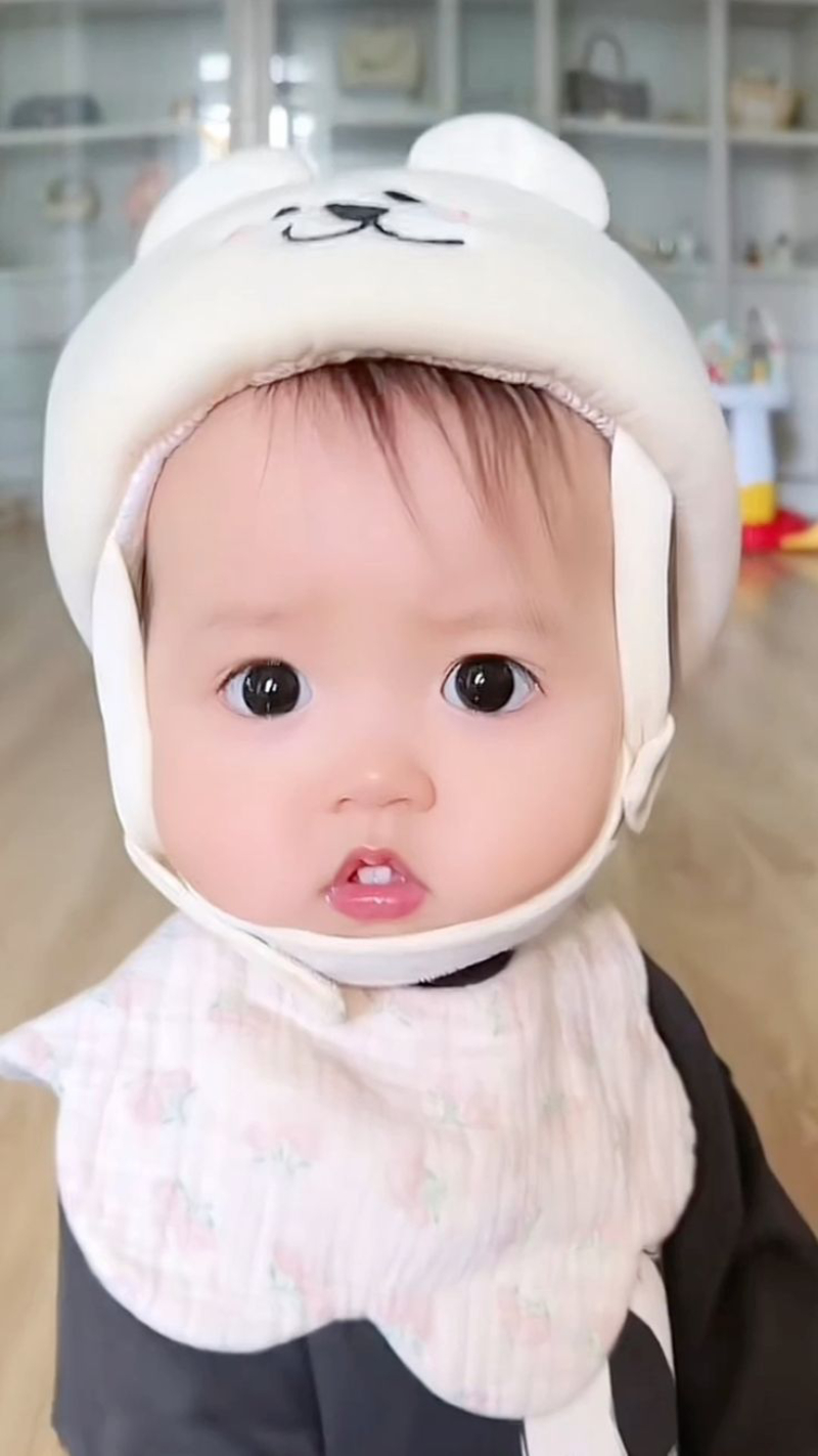 ảnh em bé cute làm hình nền