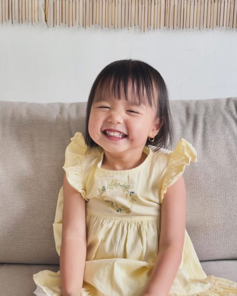 ảnh em bé cute phong cách nhẹ nhàng