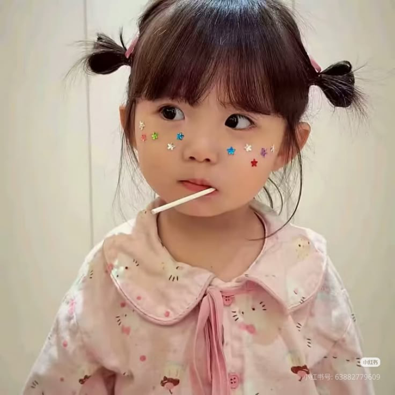 ảnh em bé cute và vui nhộn