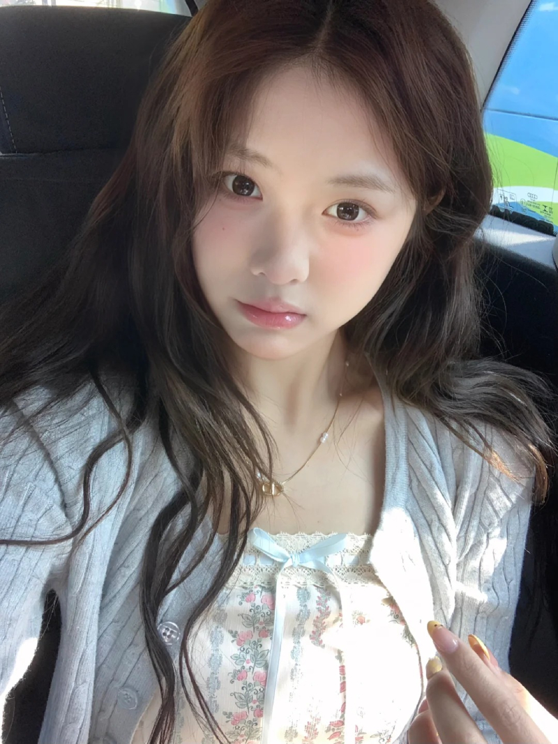 ảnh gái cute chụp ảnh sống ảo
