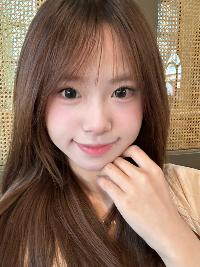 ảnh gái cute phong cách casual