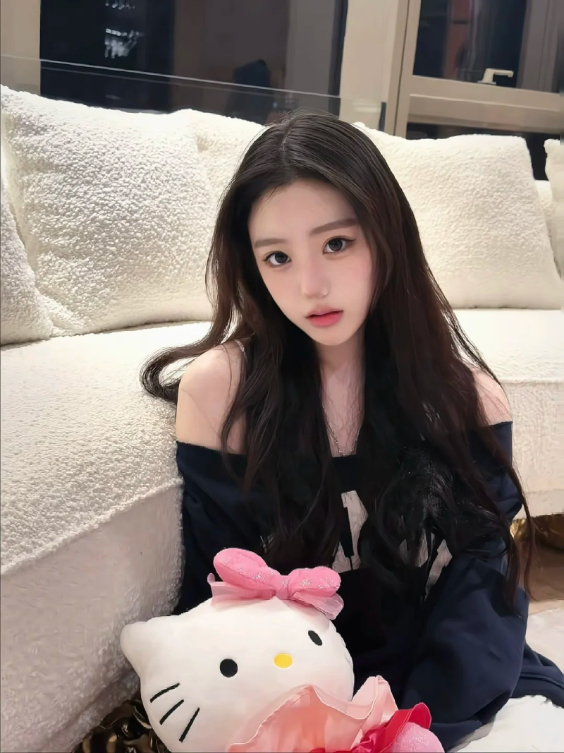 ảnh gái cute phong cách trẻ trung