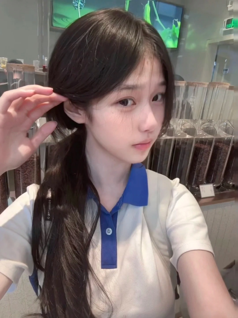 ảnh gái cute với background đẹp