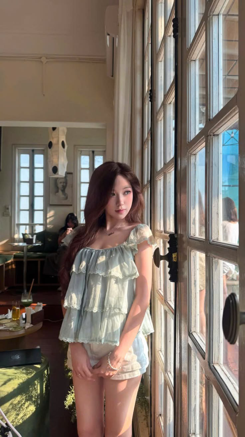 ảnh gái đẹp Việt Nam với outfit thời trang