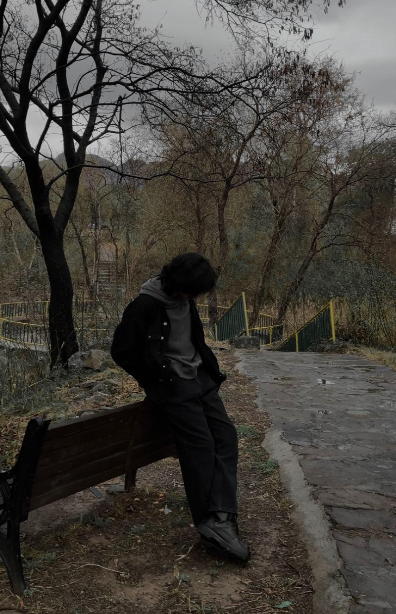 ảnh sad boy buồn một mình