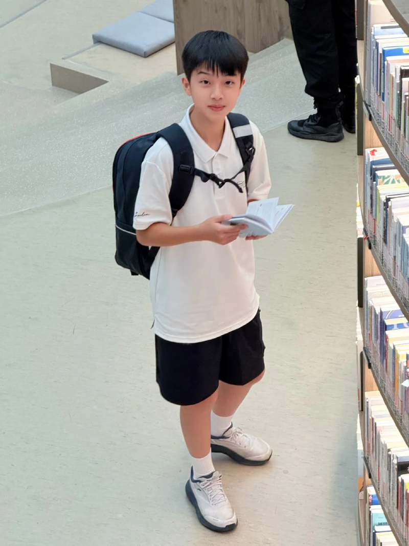 ảnh trai 2K10 chụp ảnh sống ảo