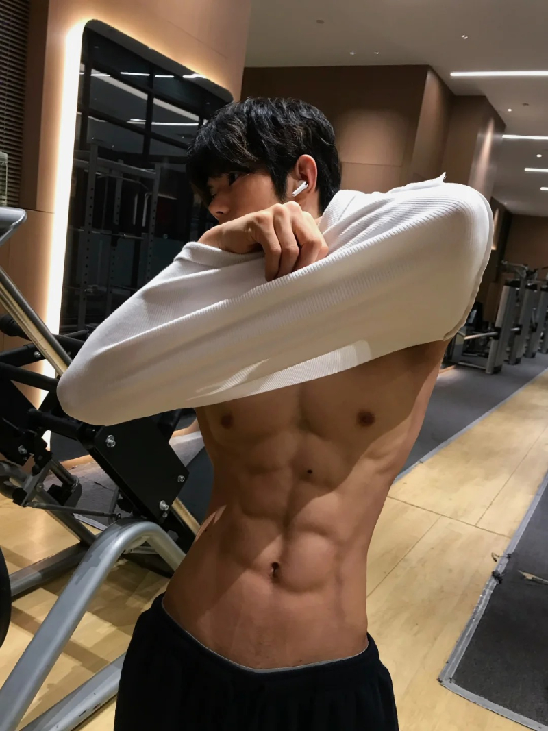 ảnh trai đẹp phong cách gym