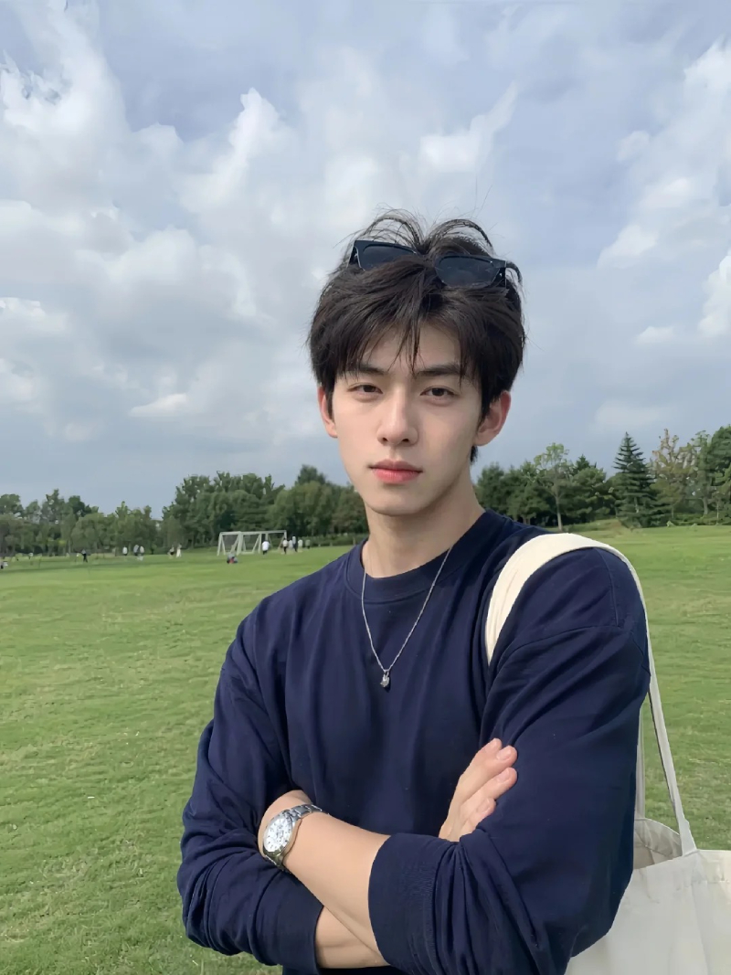 ảnh trai đẹp trên mạng phong cách aesthetic