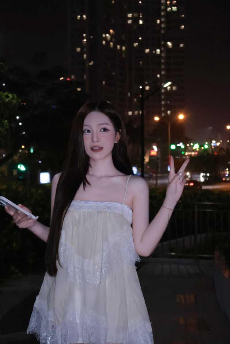 hình ảnh girl xinh phong cách hiện đại