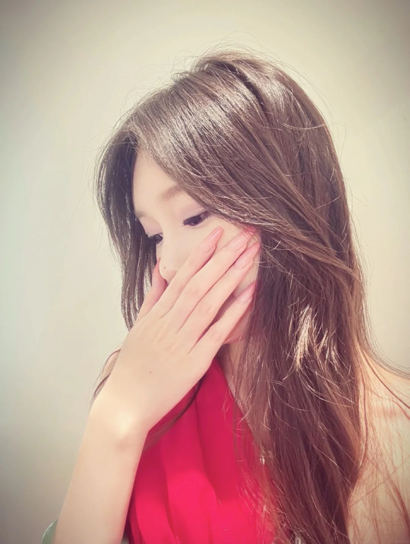 hình gái xinh che mặt chất lượng cao