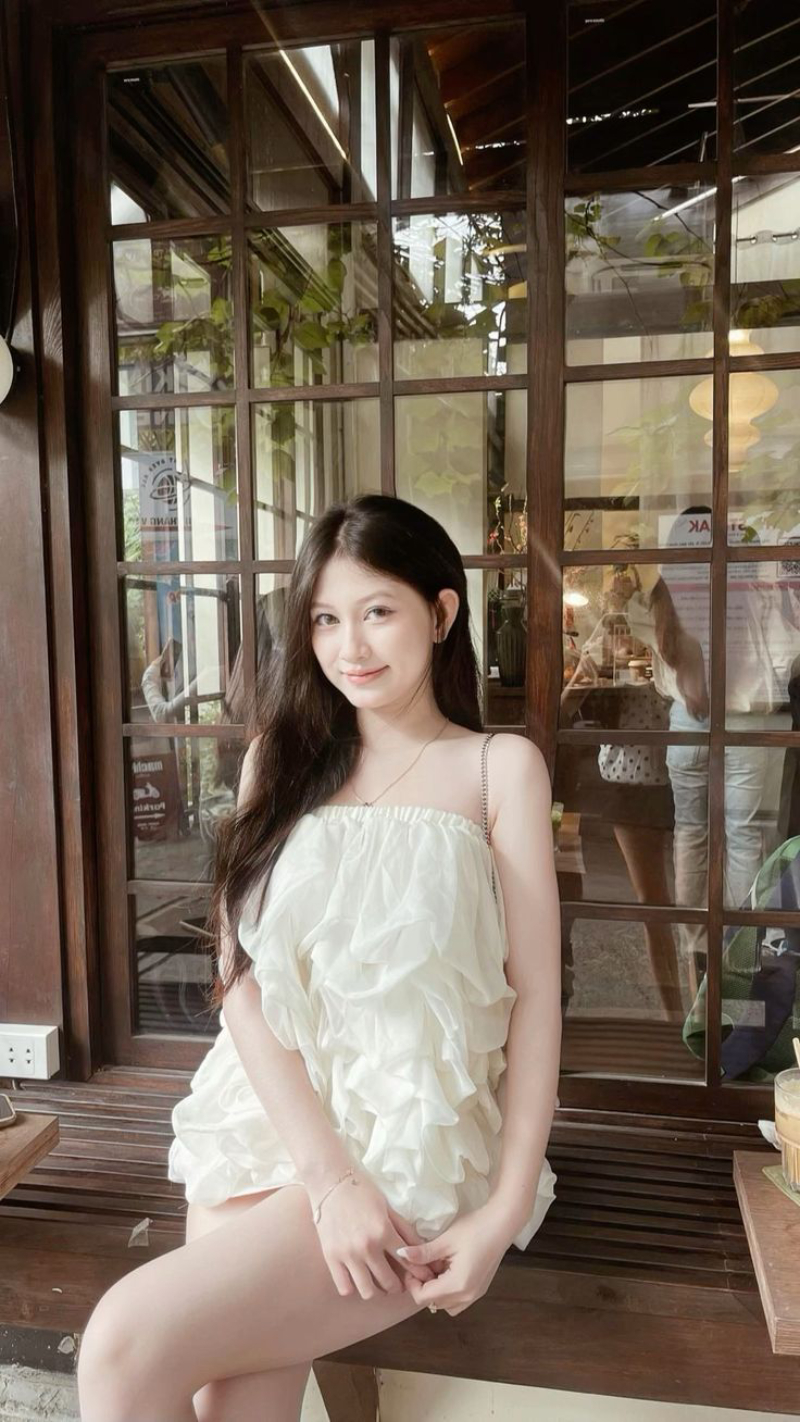 hình gái xinh phong cách hiện đại