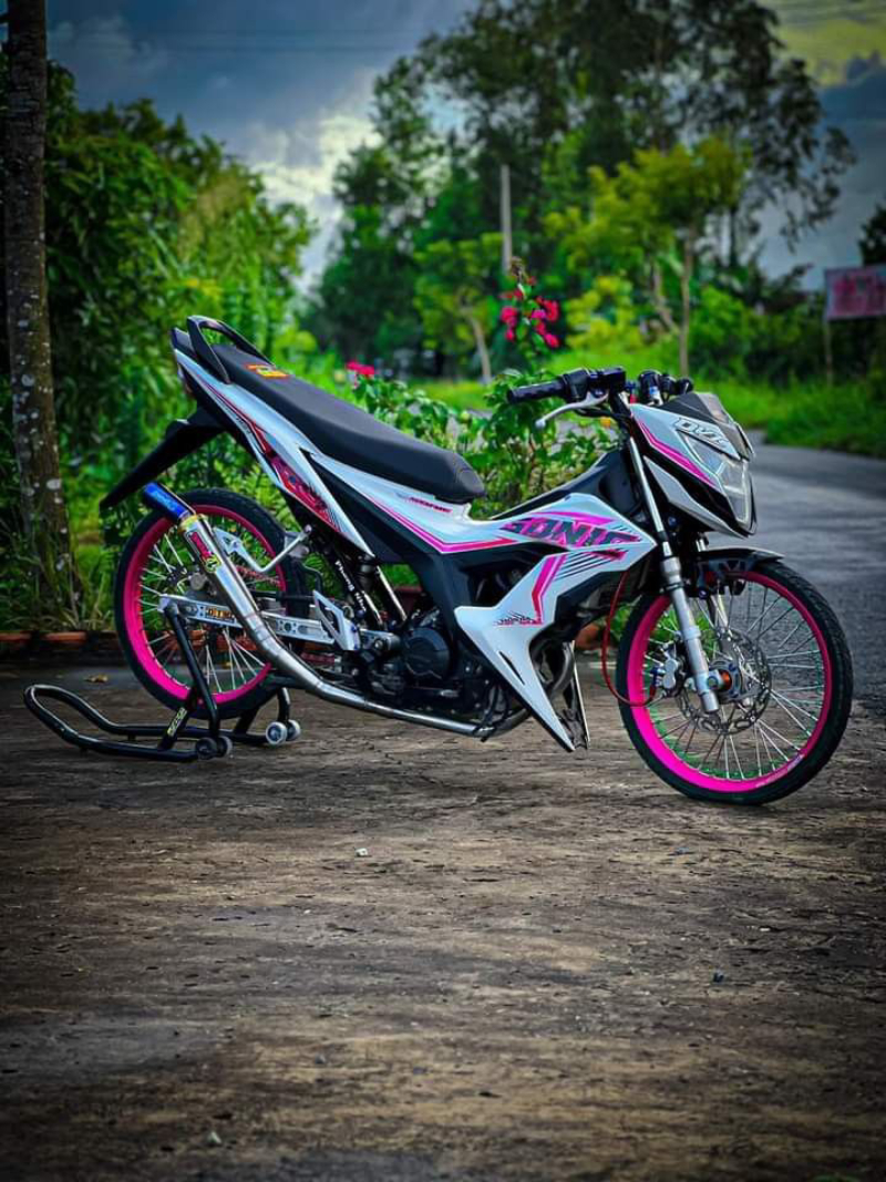 hình xe độ phong cách thể thao